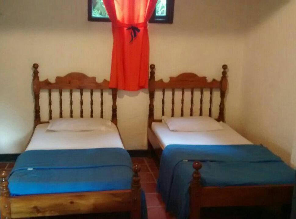 Las Cabanas Castillos Del Lago Villa Guatape Luaran gambar