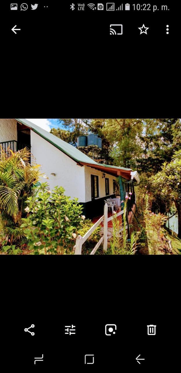 Las Cabanas Castillos Del Lago Villa Guatape Luaran gambar